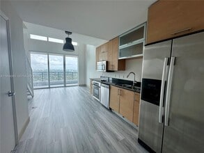 Building Photo - 60 SW 13th St