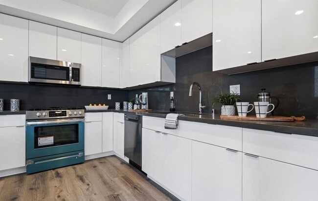 Interior Photo - Craner- New Apartment Homes