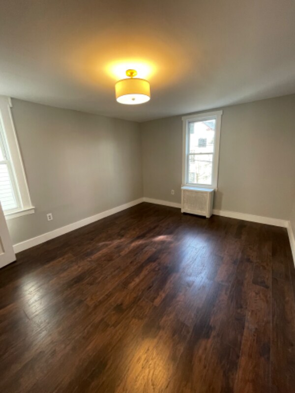 Building Photo - 22 Huntington Ter