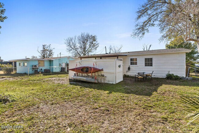 Foto del edificio - 808 Forestdale Ave