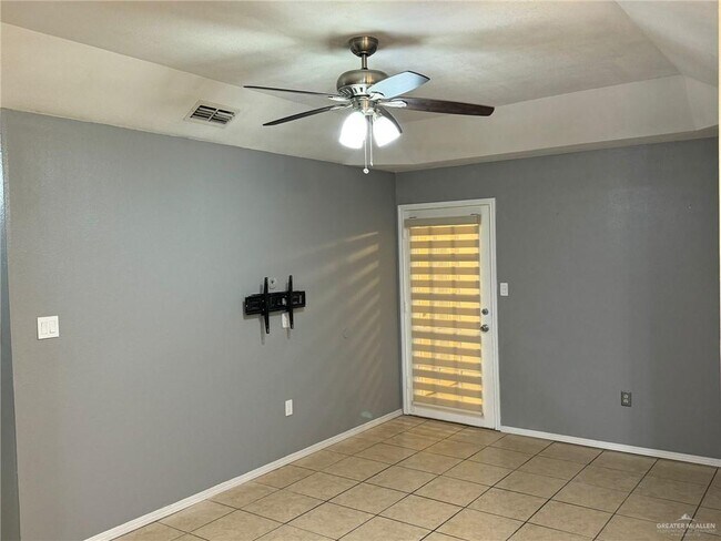 Foto del edificio - 10 Mynah Ave