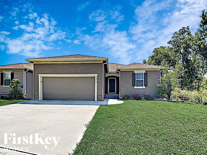 10911 Highview Rd, Peculiar, MO 64078 House Rental in Peculiar, MO