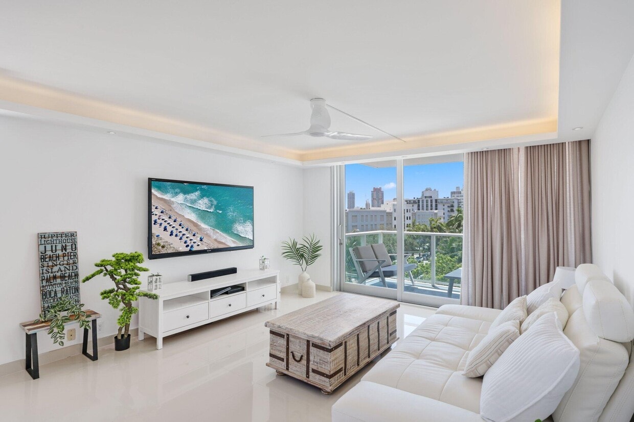 Foto principal - 1000 West Ave