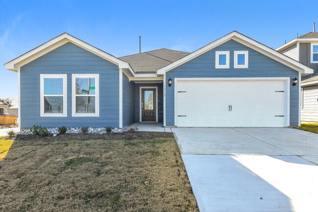 Building Photo - 1332 Redpine Dr