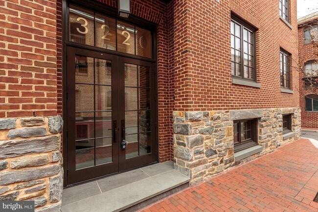 Building Photo - 3220 Grace St NW