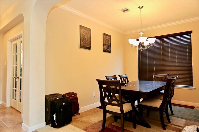Foto del edificio - 26715 Richwood Oaks Dr