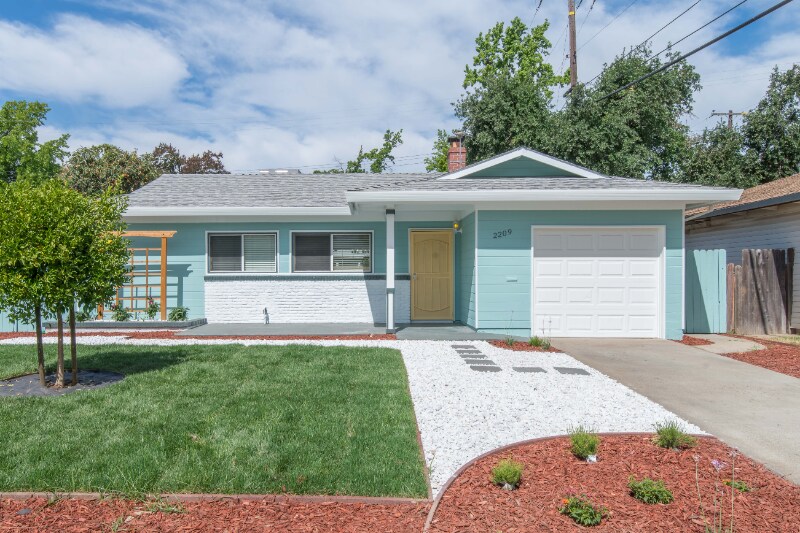 Foto principal - 2209 Byron Rd