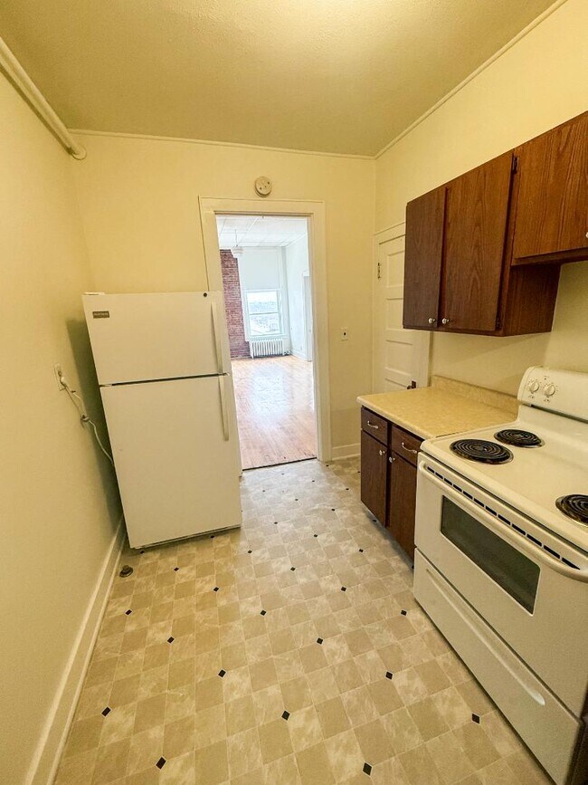 Foto del edificio - 10 1/2 N Minnesota St