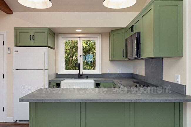 Building Photo - 1539 Caudor St