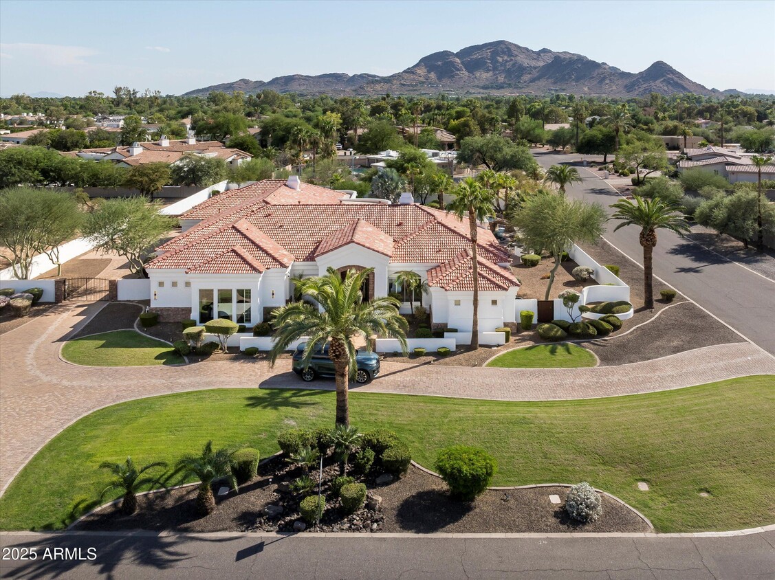 Foto principal - 5901 E Mountain View Rd