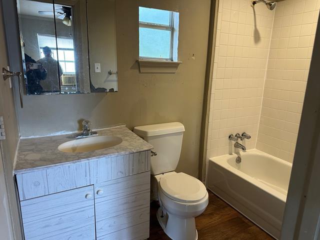 Foto del edificio - 16729 Malibu Dr