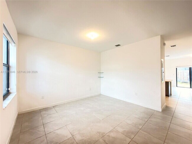 Building Photo - 28706 SW 132nd Ct