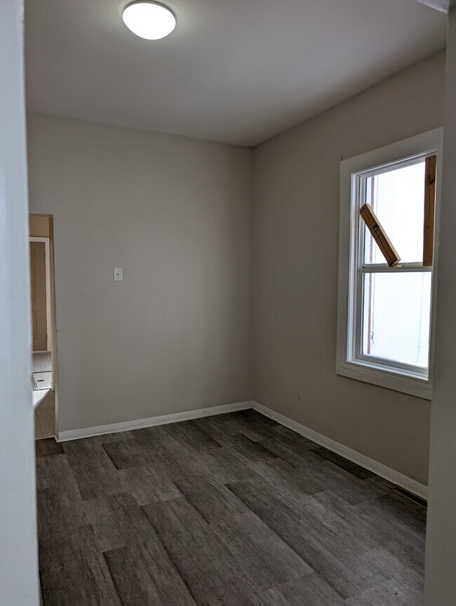 Photo du bâtiment - 680 Aberdeen Ave