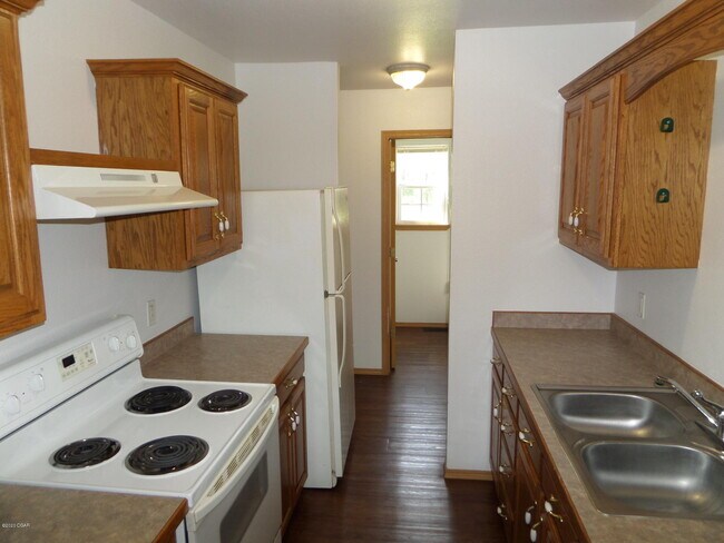Building Photo - 4551 E Zora St