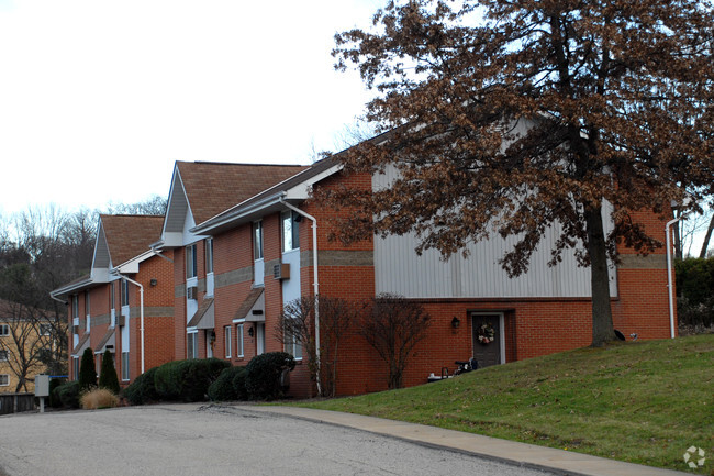 Building Photo - White Valley Apartments