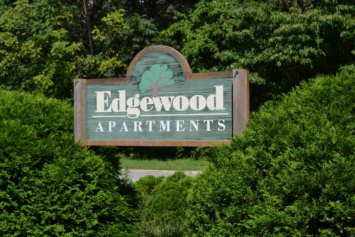 Letrero de Edgewood - Edgewood Apartments