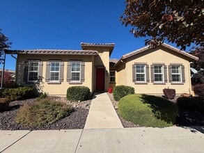 Building Photo - 986 Bella Rosa Dr