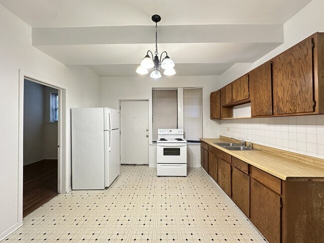 Foto del edificio - 3149 W Medill Ave