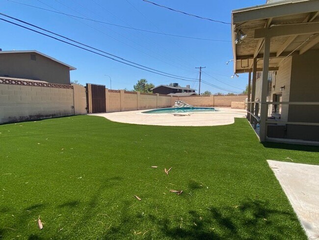 Foto del edificio - Great home in best ASU student neighborhood around campus