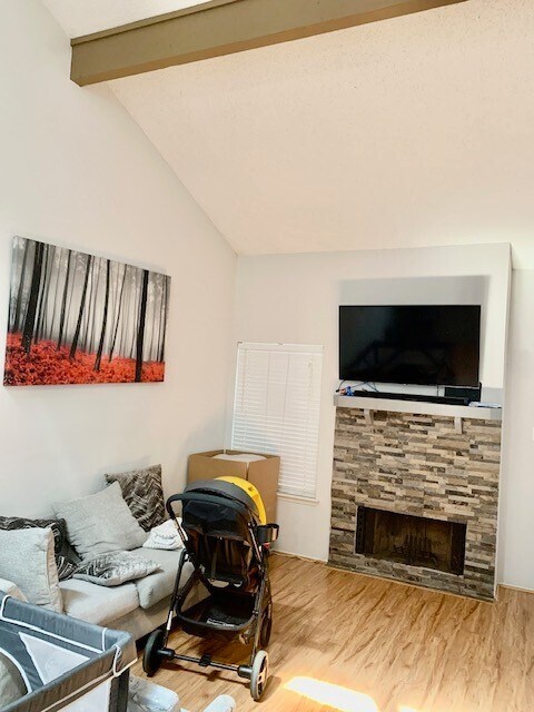 Foto del edificio - 3143 Windchase Blvd