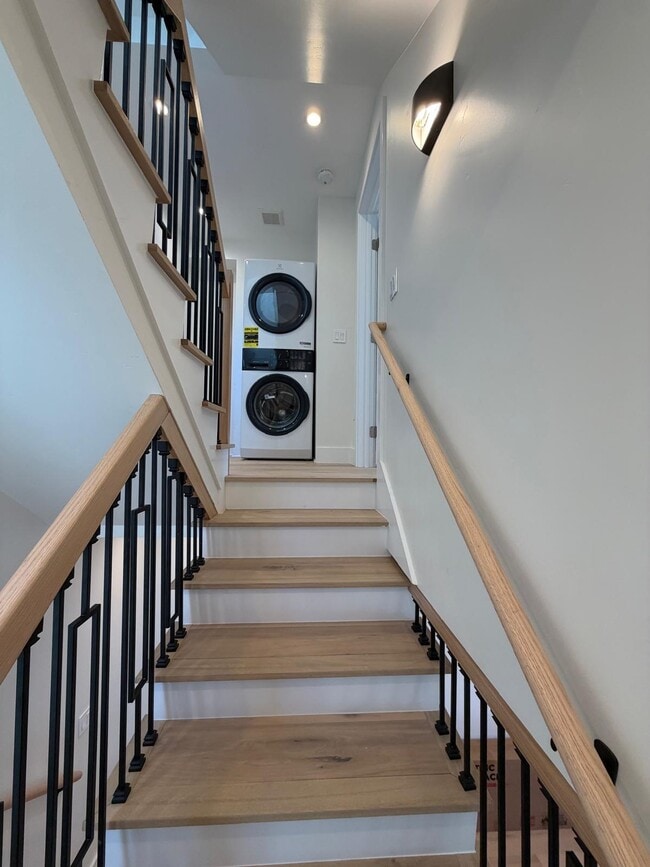 Laundry in Unit - 301 Lugonia St