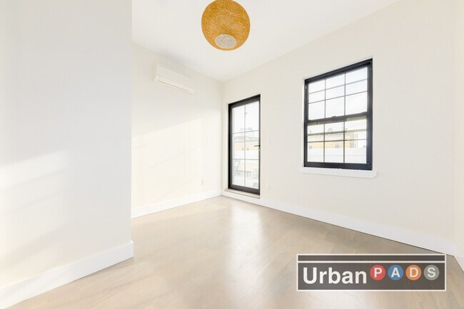 Foto del edificio - 1283 Nostrand Ave