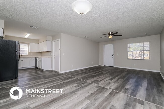 Building Photo - 9311 N 12th St