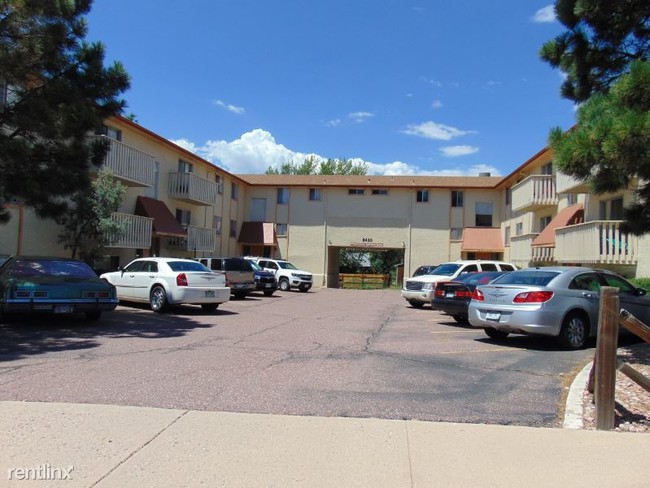 Building Photo - 2 br, 1 bath Apartment - 2420 N. Union Blvd