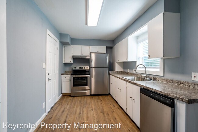 Foto del edificio - 2 br, 1 bath House - 2215 N Marion Ave