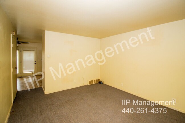 Foto del edificio - 11 Trenton Square