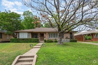 Building Photo - 6525 E Mockingbird Ln