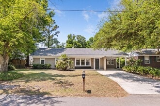 Building Photo - 610 Palmetto St