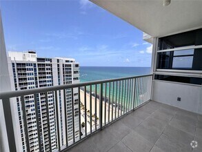 Building Photo - 1370 S Ocean Blvd