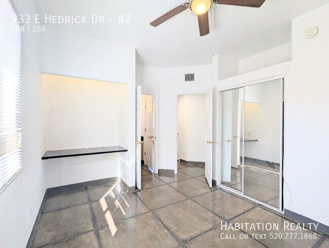 Foto del edificio - 2Bed/2Bath Hedrick Acres Home, west of the...