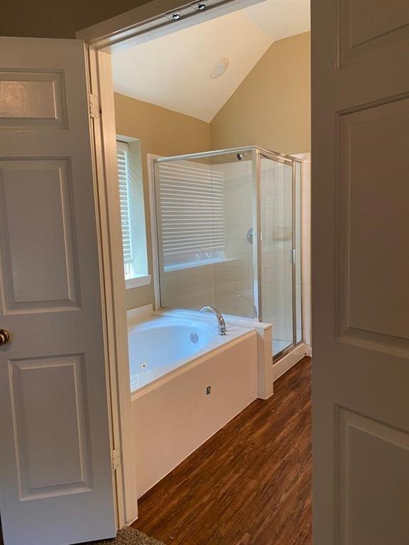 Building Photo - 15630 Brookwood Lake Pl