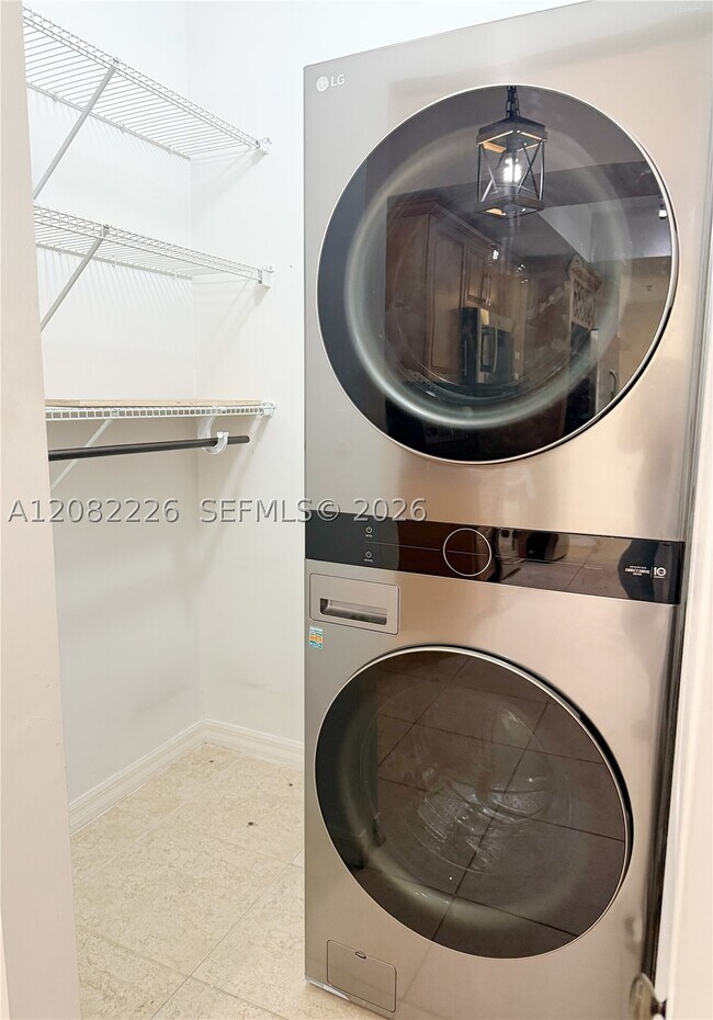 Foto del edificio - 3530 SW 22nd St