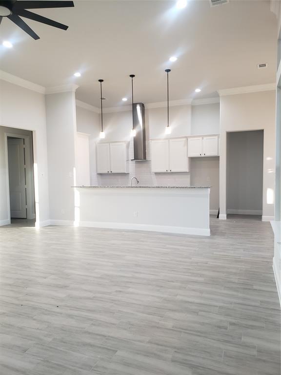 Foto del edificio - 2025 Carlisle Dr