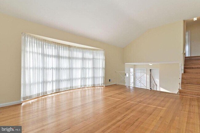 Foto del edificio - 6011 Roosevelt St