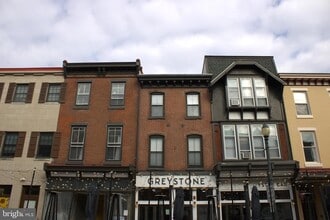 Building Photo - 7 N Church St