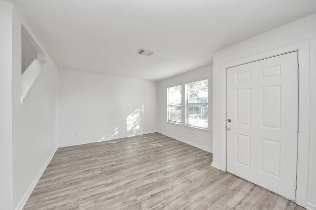 Foto del edificio - 20623 Patriot Park Ln