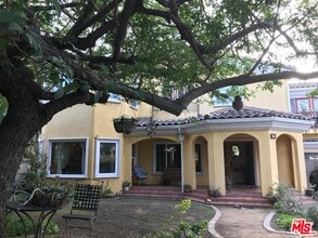 Building Photo - 8302 S Sepulveda Blvd