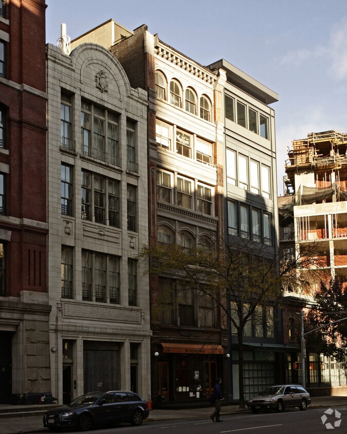 Building Photo - 228 W Broadway