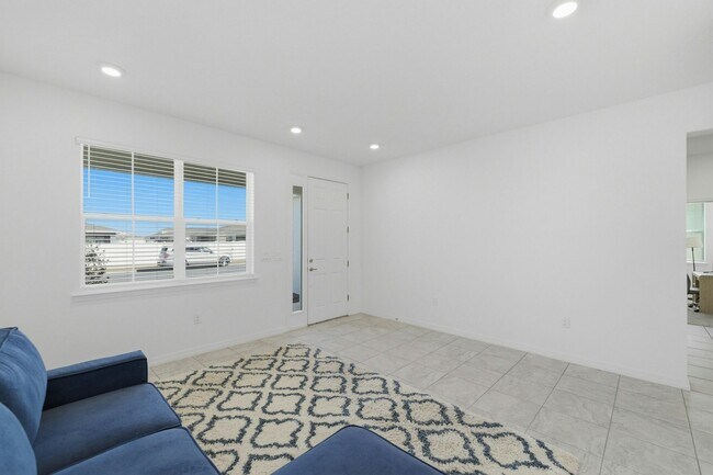 Building Photo - 7288 SW 64th St Rd