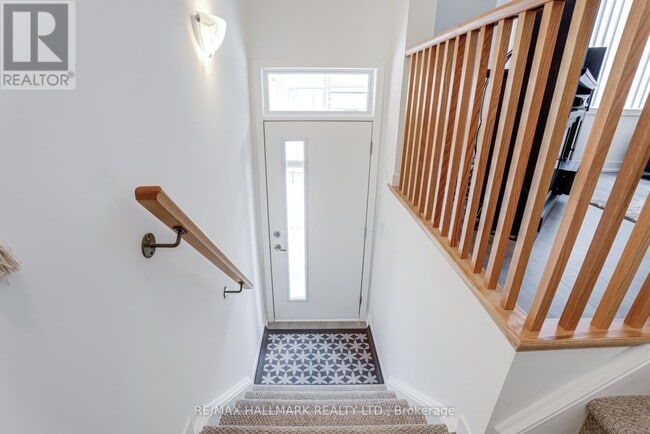 Photo du bâtiment - 1525 Kingston Rd