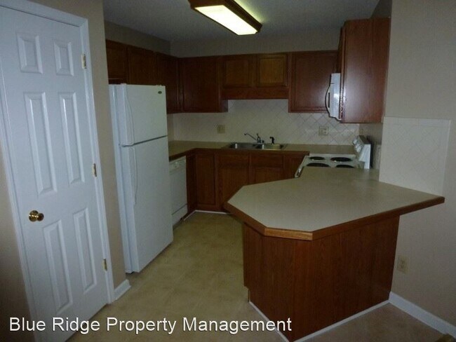 Foto del edificio - 2 br, 2 bath House - 101 Gables Place