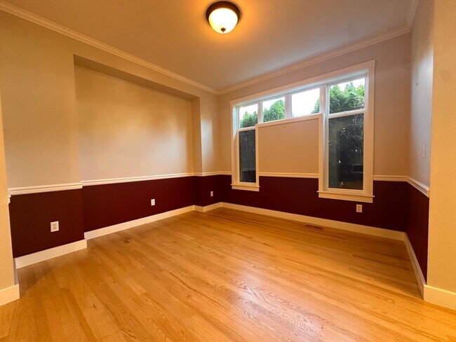 Foto del edificio - Finn Hill House ready to give its next fam...