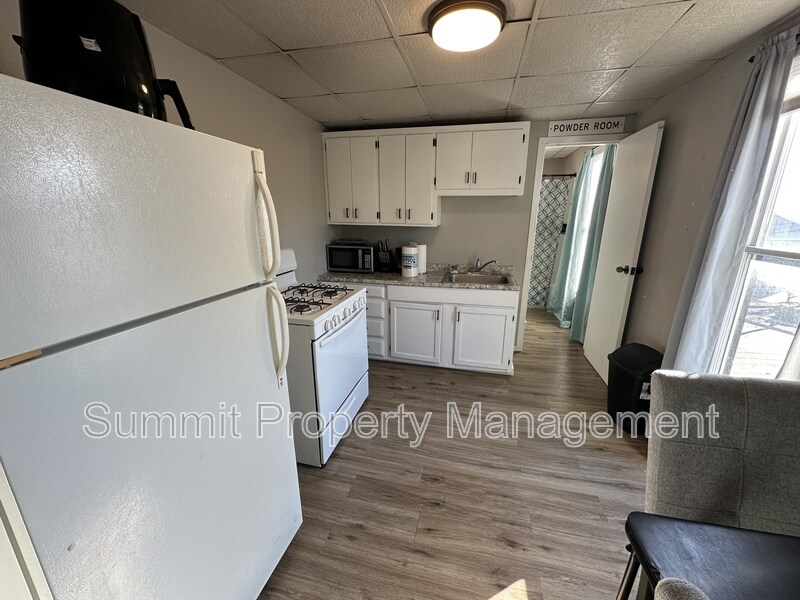 Foto del edificio - 302 N Spring Ave
