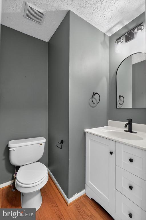 Foto del edificio - 2377 Tawny Dr