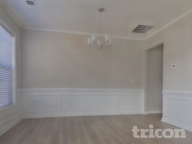 Foto del edificio - 1156 Madison Green Ln SW