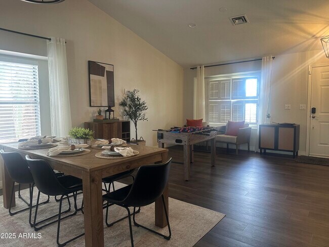 Foto del edificio - 15201 N 61st Ave